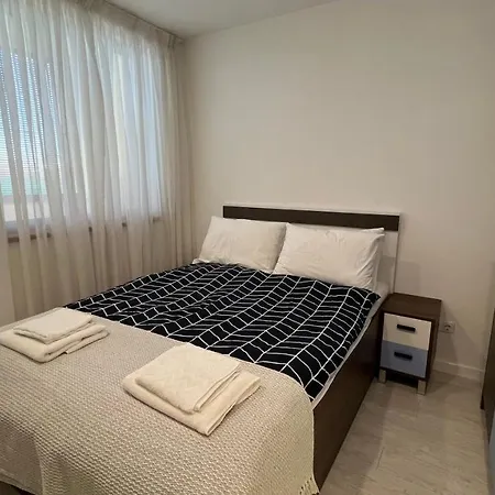 Ferienhaus Ross Burgas City